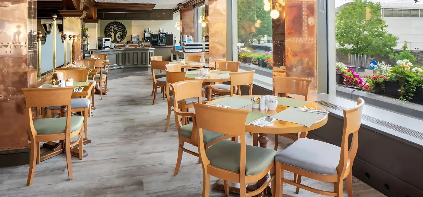 Dining area view of Danubius Regents Park Hotel London